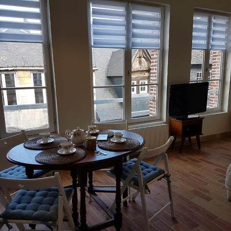 Le Petit Matelot Apartment Honfleur Exterior photo