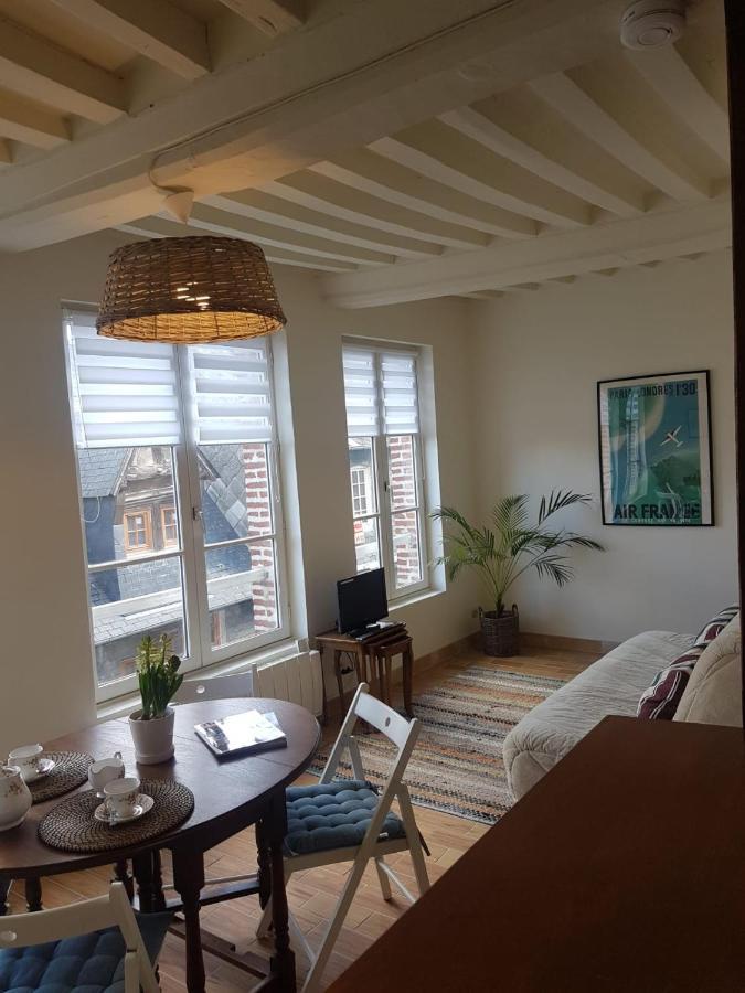 Le Petit Matelot Apartment Honfleur Exterior photo