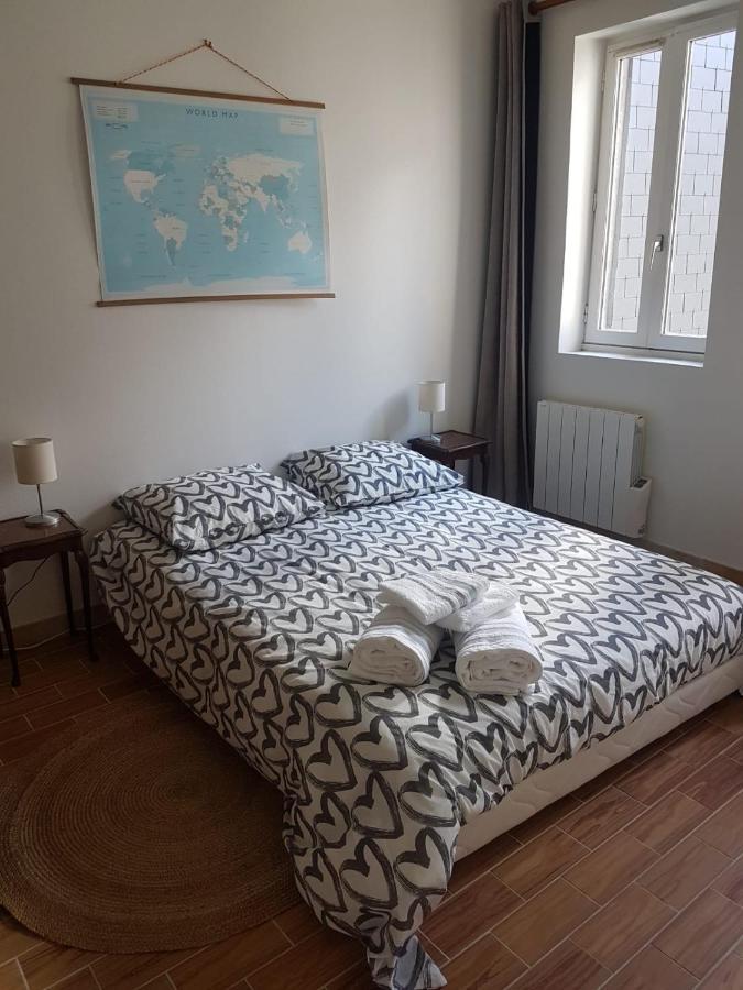 Le Petit Matelot Apartment Honfleur Exterior photo